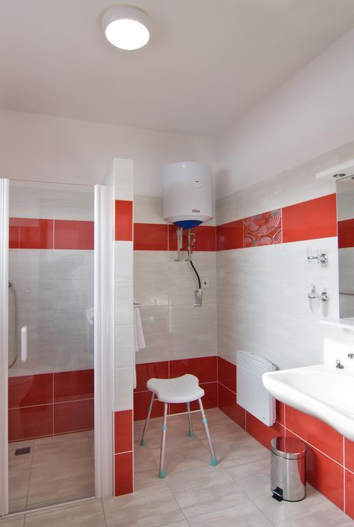 Hotel Penzion U Sklepu Hovorany Zewnętrze zdjęcie