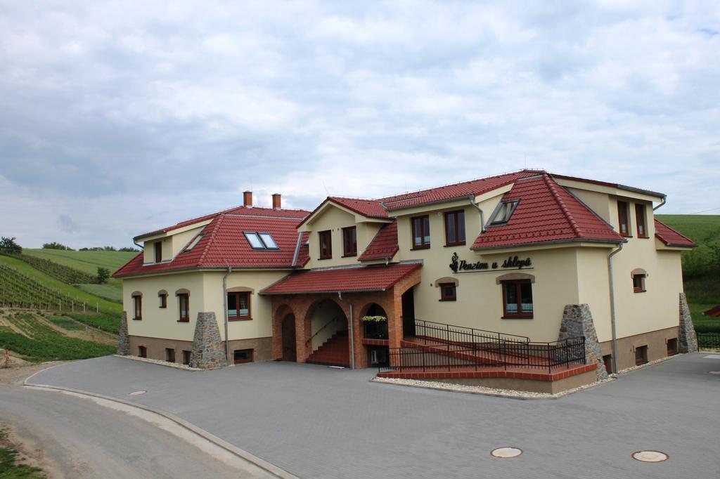 Hotel Penzion U Sklepu Hovorany Zewnętrze zdjęcie