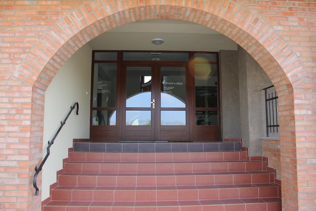Hotel Penzion U Sklepu Hovorany Zewnętrze zdjęcie